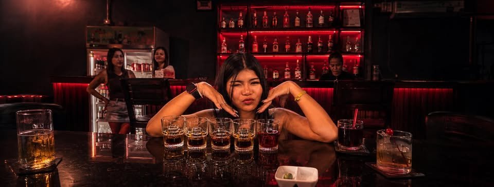 Mirror Club, Pattaya