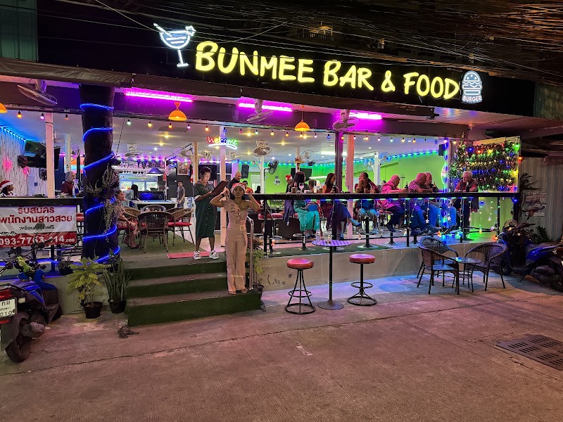 บุญมีบาร์, Pattaya