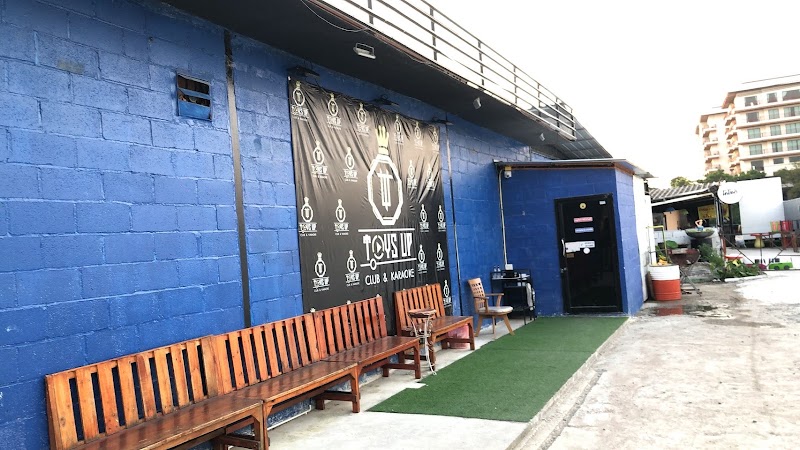 Toys Up Club & Karaoke, Pattaya