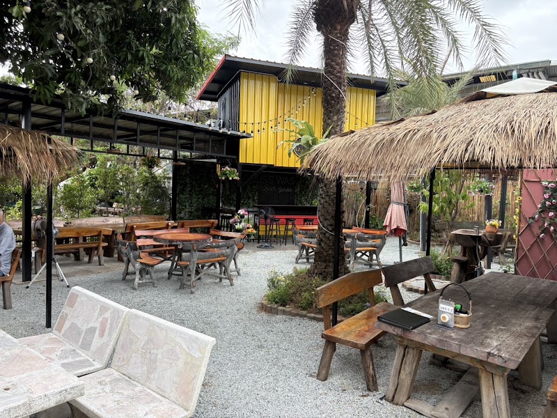 Isswas Pattaya German Restaurant & Beer Garden, Pattaya