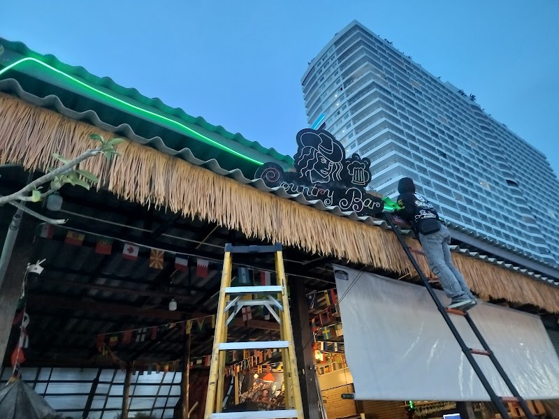 Country bar @Jomtien, Pattaya, Country Bar is in the subsoi just past View Talay 8 condo, opposite the popular Mee Dee restaurant