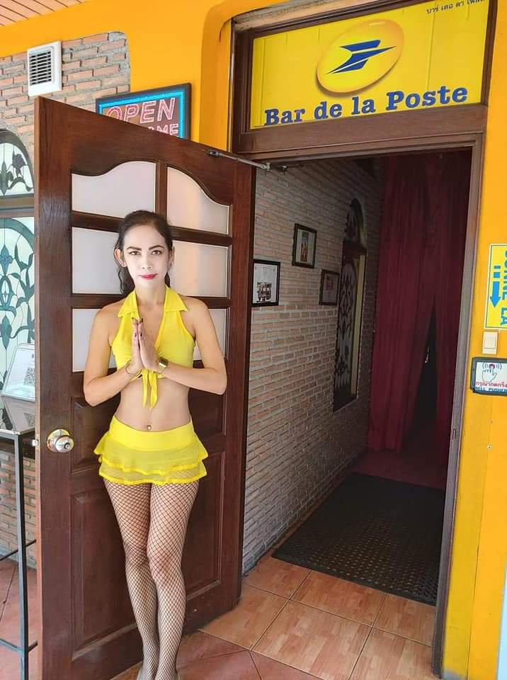 La poste Bar, Soi Buakhao