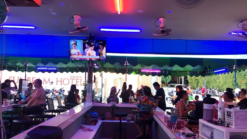 Sky Music Bar soi7, Soi 8