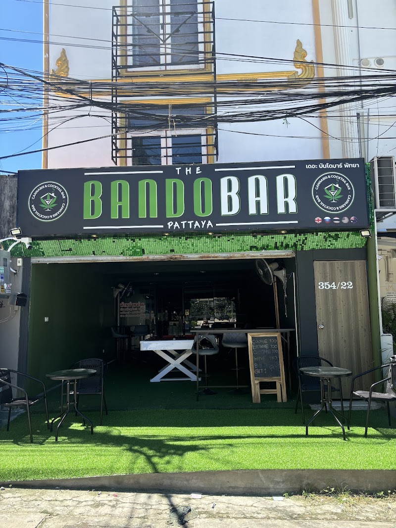 The Bando Bar Pattaya, Soi 6