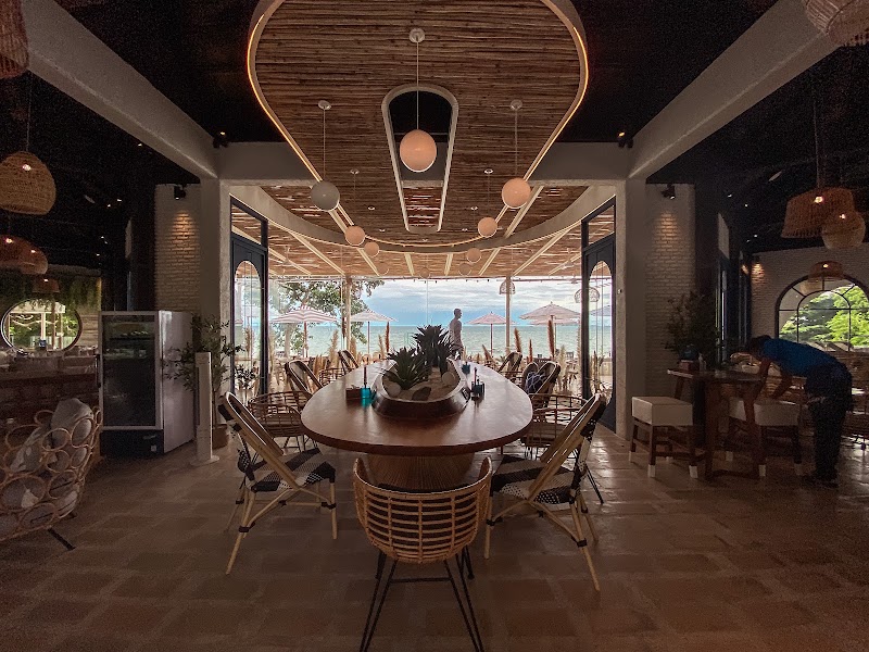 The Lunar Beach House, Pattaya