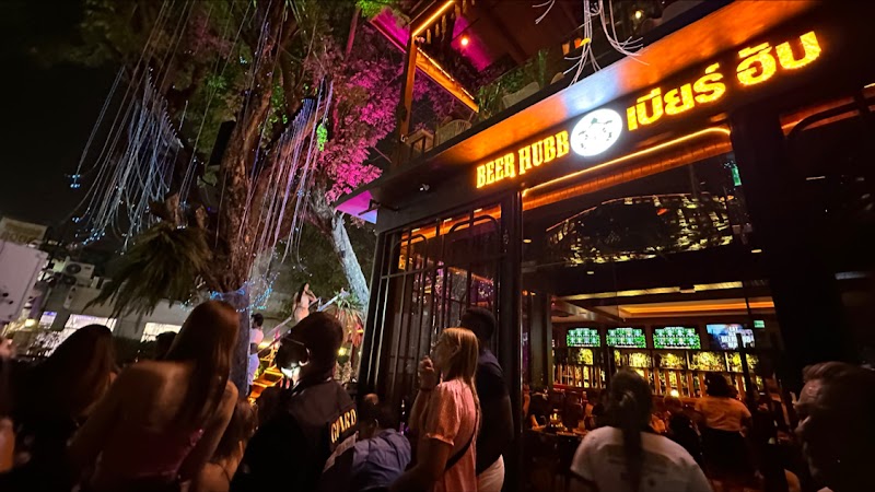 Beer Hubb (Pattaya Beach Road), Beach Road