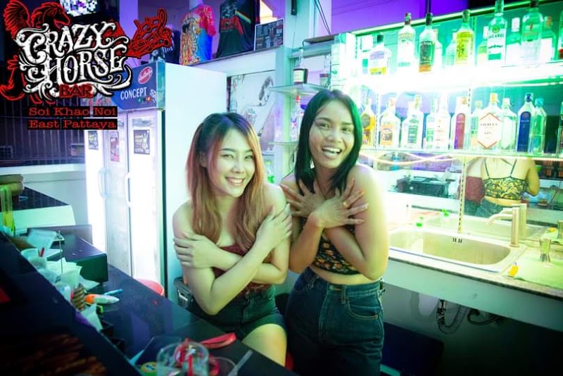 Crazy Horse Music Bar, Pattaya