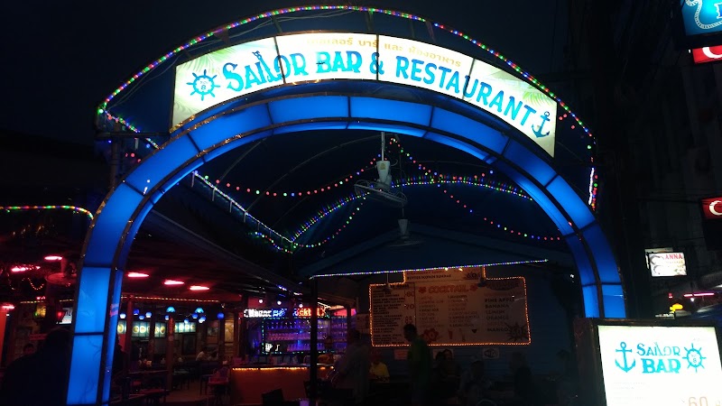 SAILOR BAR & RESTAURANT, Soi 8