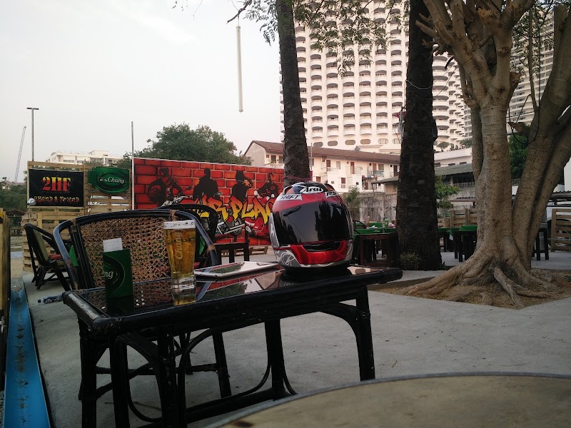 The Garage Bar, Pattaya