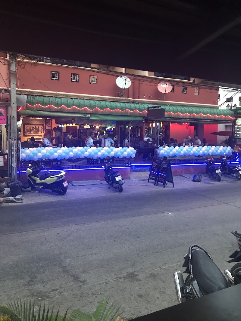 Harry’s Hotel Bar & Restaurant, Pattaya