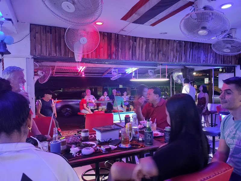 Rolli Polli Bar, Central Pattaya