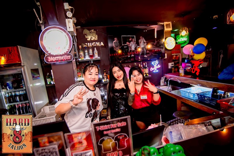 Hard 8 Saloon, Pattaya