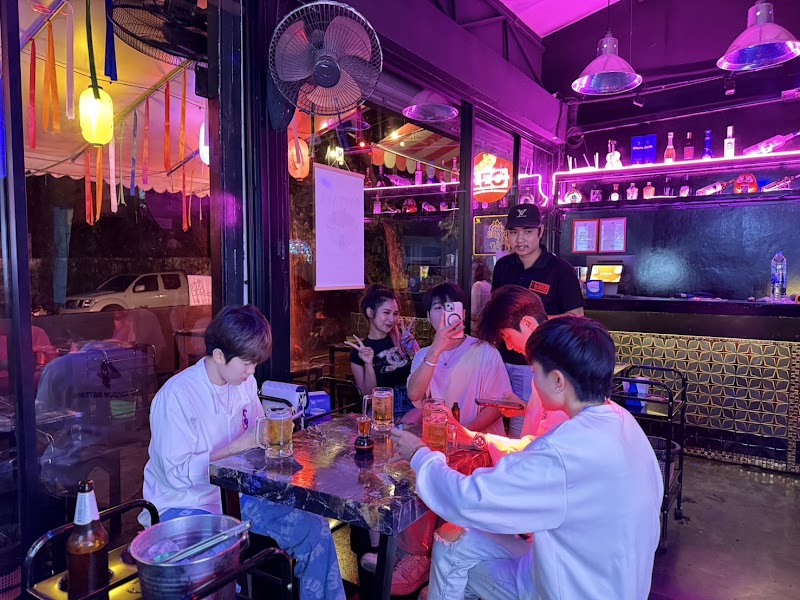 The London Pie, Pattaya