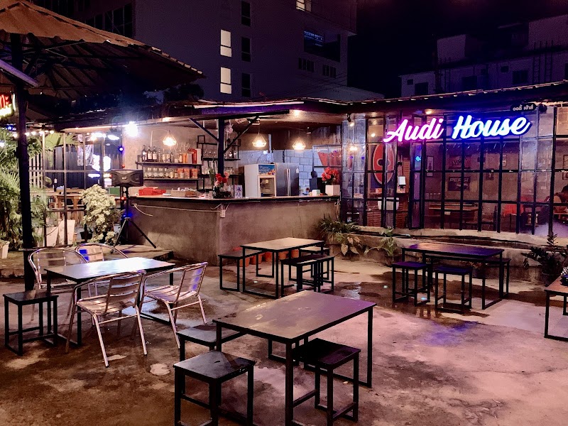 Audi House Bar Beer & Restaurant, Pattaya